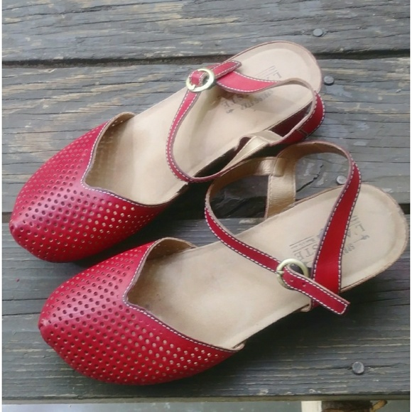 l'artiste Shoes - L'artiste Lizzie Red Wedge Sandals Size 40